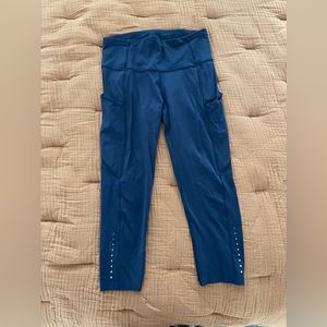 Lululemon leggings size 6